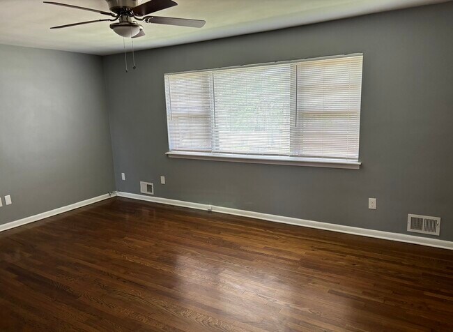 10 Summit Ave Unit 2