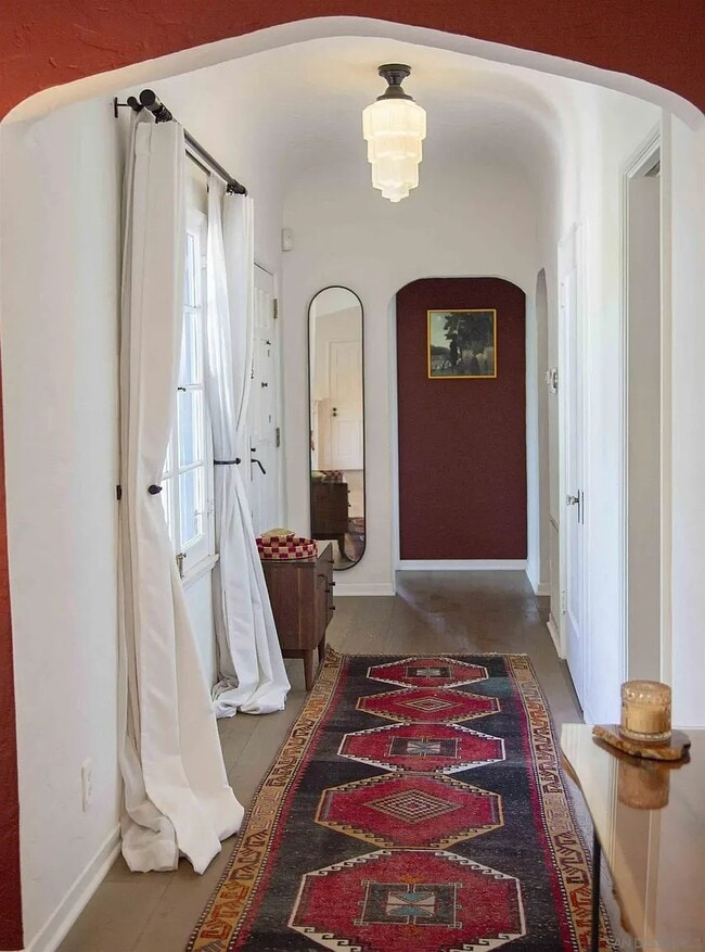 Photo - 2925 Graceland Way