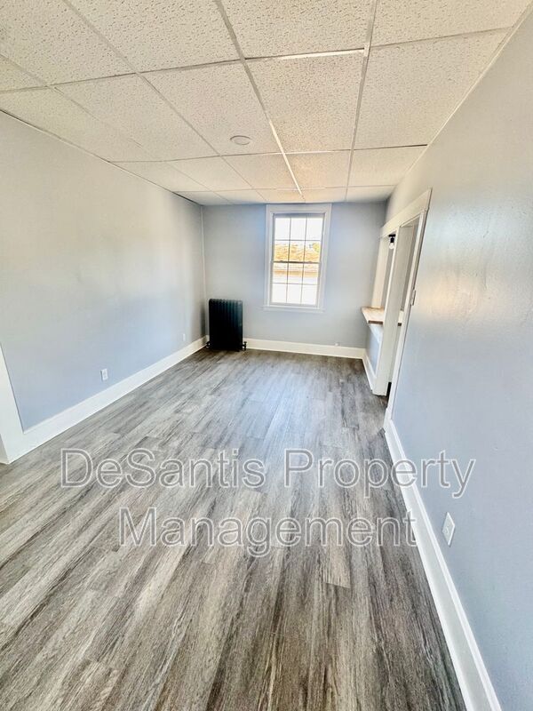 Photo - 1526 2nd Ave Unit 3