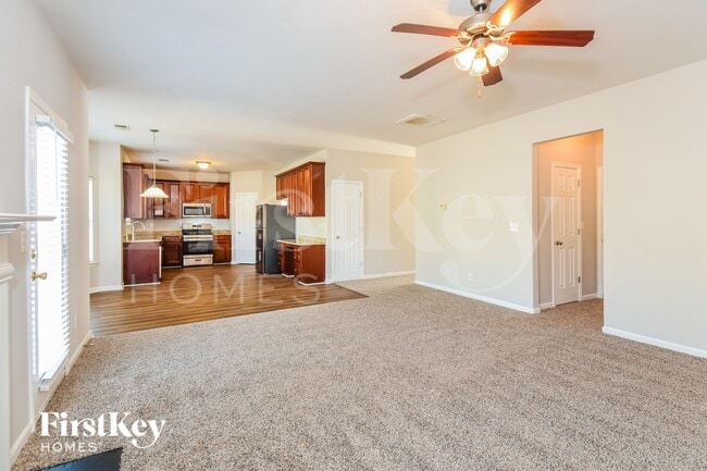 Photo - 4710 Fourth Rail Ln