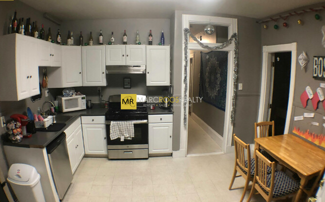 Photo - 168 Hillside St Condo Unit 2