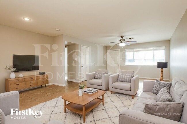 Photo - 8802 N 35th Dr