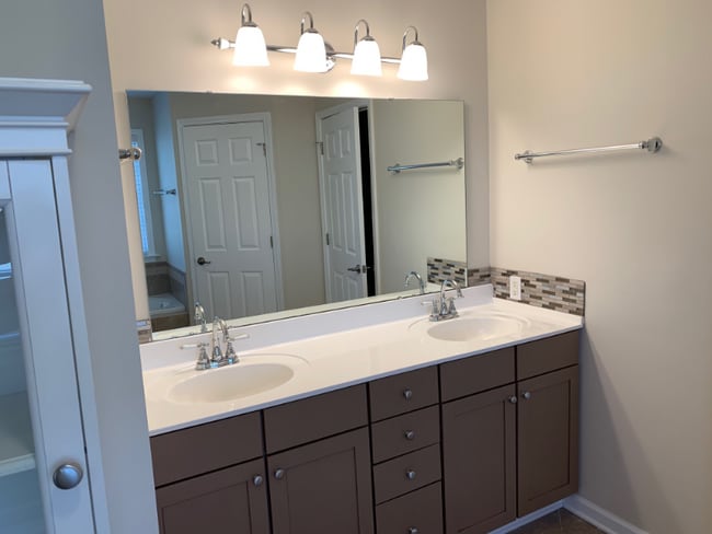 Photo - 111 Chestnut Ln