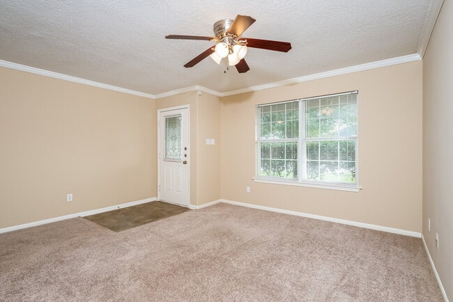 Photo - 1014 Vera Cruz Dr