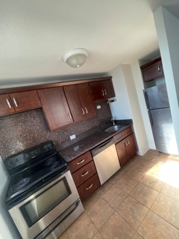 Photo - 2177 N State St