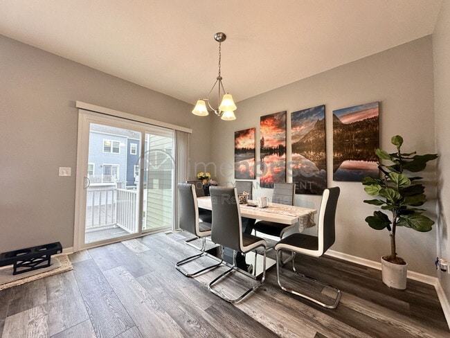 Photo - 724 Phalarope St