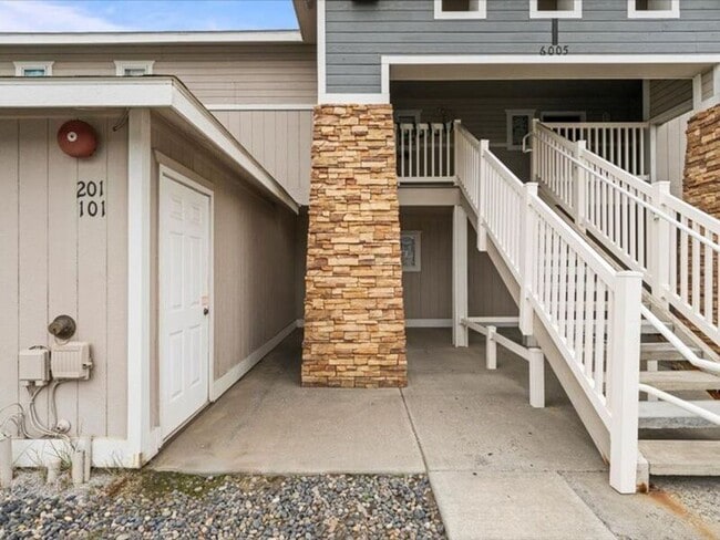 Photo - 6005 Chapel Hill Blvd Unit I 101