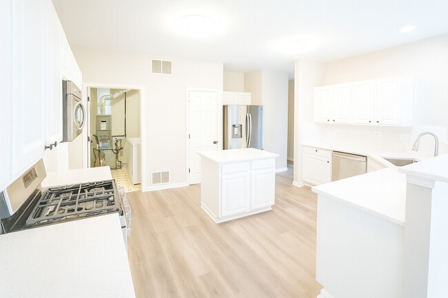 Photo - 1037 Park Hill Cir