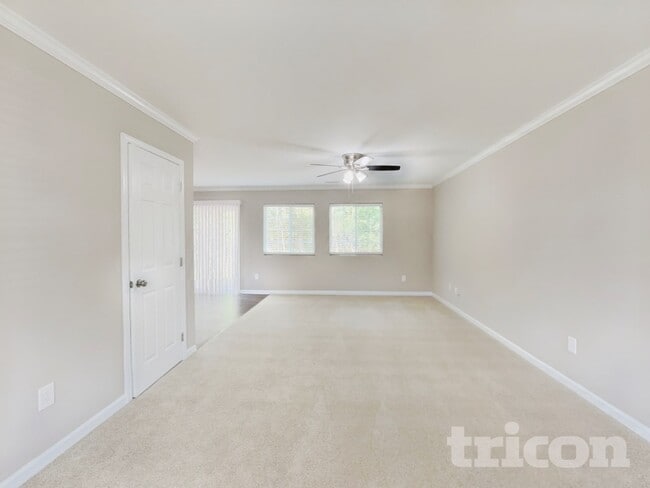 Photo - 3917 Shepway Loop