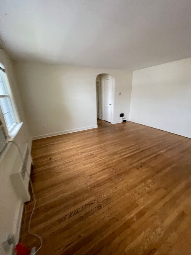 Photo - 2 Rock Glen Rd Unit 2nd Floor