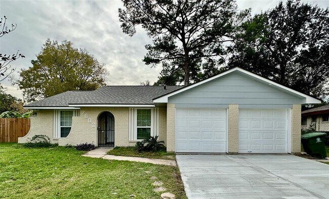 Photo - 7603 Garsee Dr House