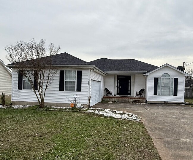 Building Photo - Charming Open-Concept Home in LaVergne