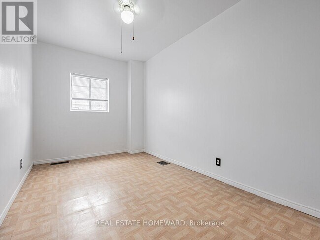 Photo - 2438 Danforth Ave