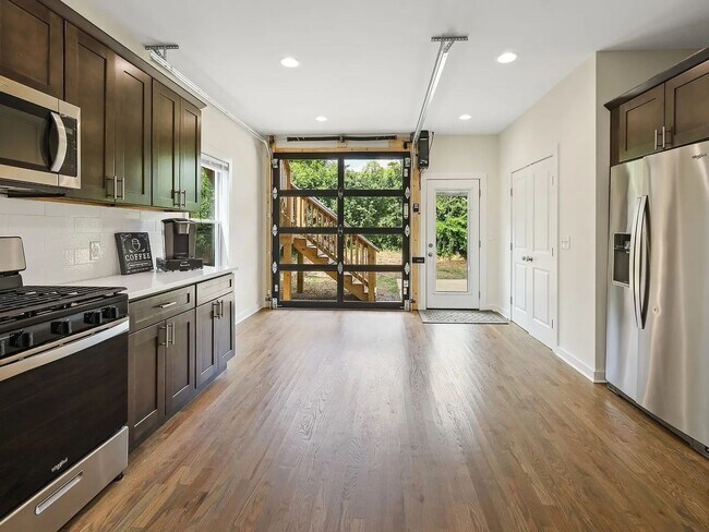Photo - Great 4BR 3.5 Bath in Nashville