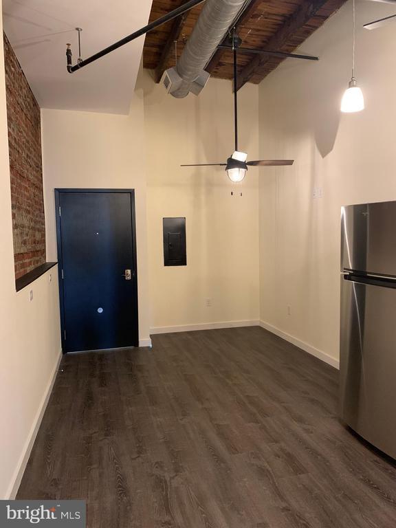 Photo - 833 N Market St Unit 302