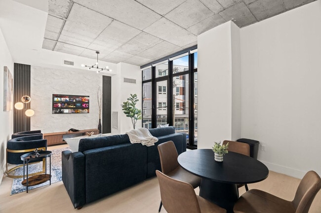 Photo - 1247 N 2nd St Unidad SI ID1317861P