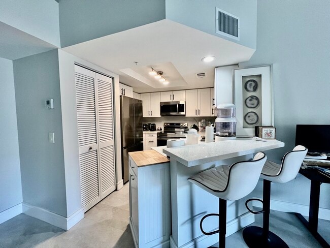 Photo - 2033 SE 10th Ave Unit 620