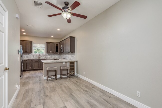 Photo - 193 Ashley Ct