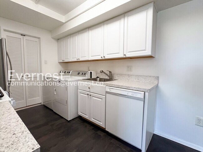 Photo - 10202 Prince Pl Unit 204