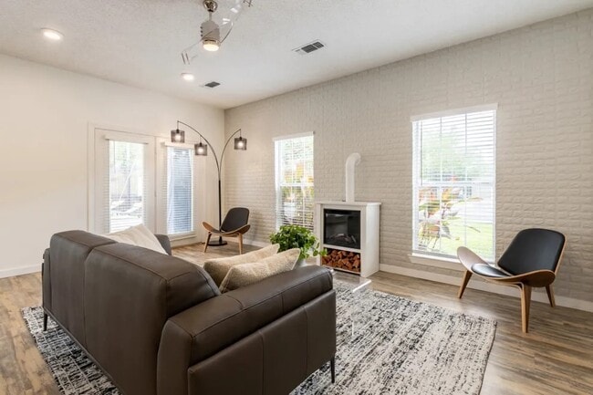 Photo - The Pointe at Westland