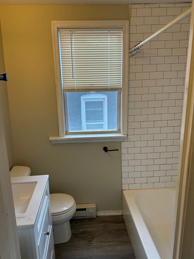 Photo - 512 W Orange St Unit #2