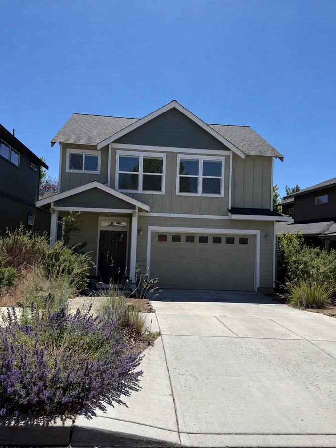 Stunning Like-New Home on Quiet Cul-de-Sac with Covered Patio, 3 Bedroom Home with Bonus Room - Stunning Like-New Home on Quiet Cul-de-Sac with Covered Patio, 3 Bedroom Home with Bonus Room