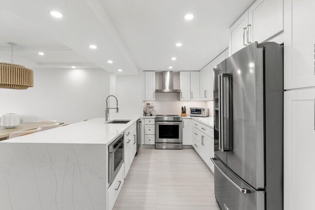 Photo - 4748 S Ocean Blvd Unidad 406