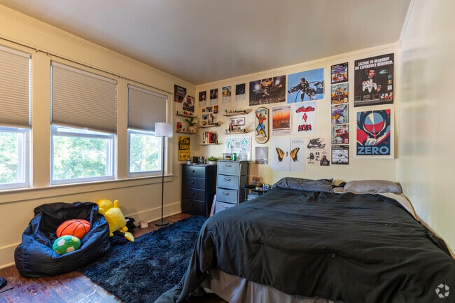 4BR, 2BA - 3,911SF - Bedroom 2 - 804 McKinley Ave