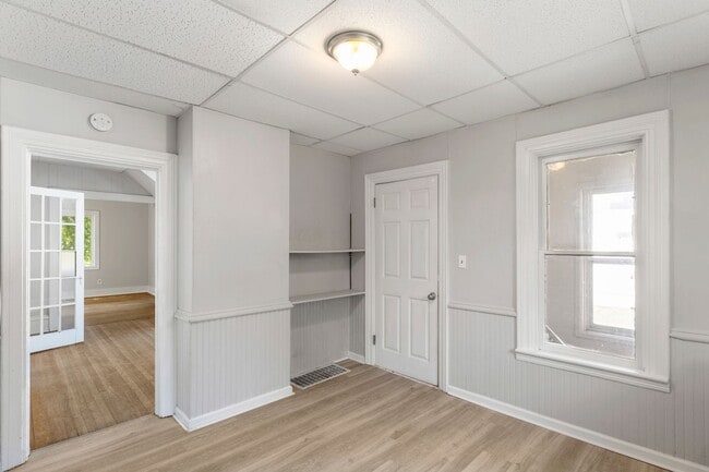 Photo - 908 W Bell Ave Apartamento Unidad Lower
