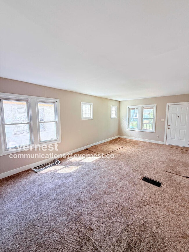 Photo - 14600 Lauder St