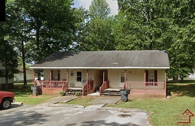 Building Photo - 47 Bybee Woods Dr Rental
