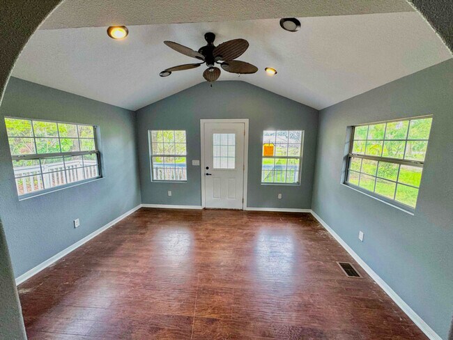 Photo - 8109 Turkey Creek Rd