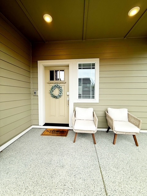 Photo - 975 Thrush Ct SE