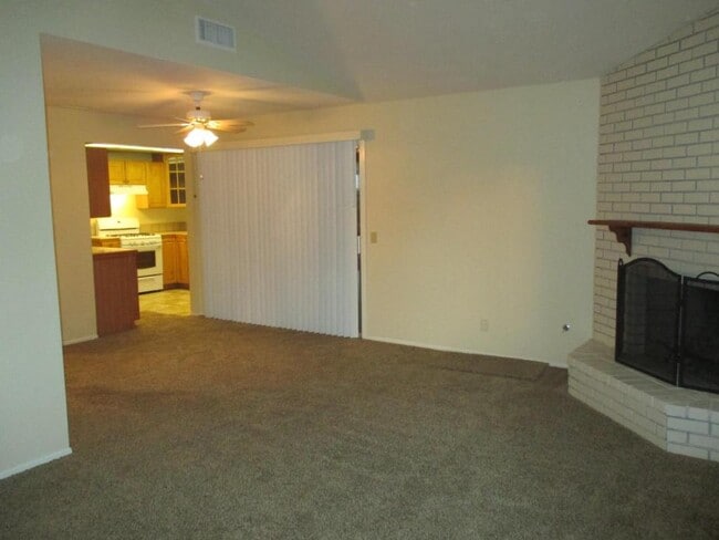 Photo - 1980 Flame Tree Way