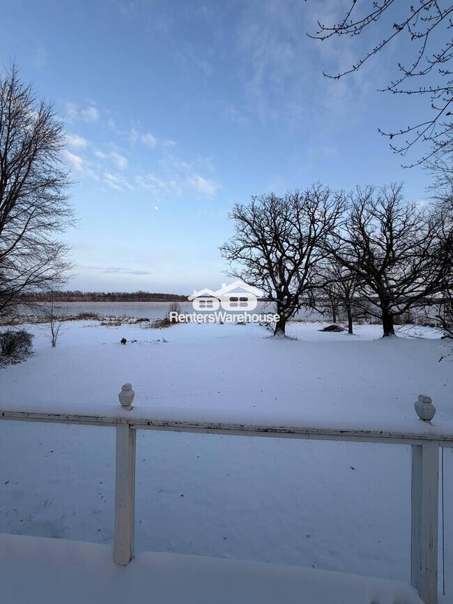 Photo - Available now - enjoy lake life in this 3 bedroom 2 bath single family home in Howard Lake!