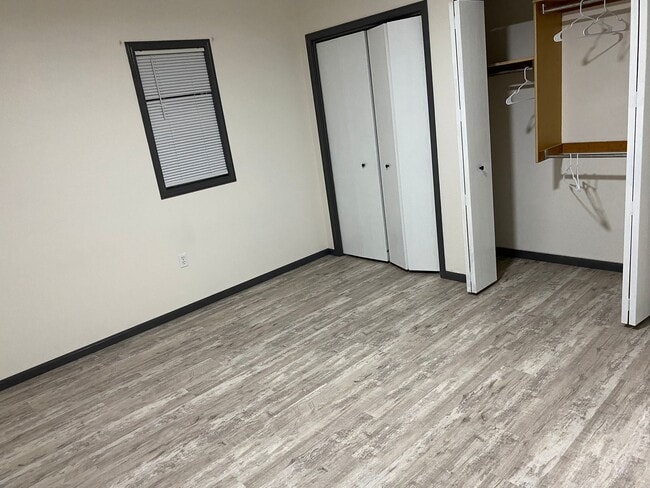 Master bedroom - 2802 Maralane Ave Unit A