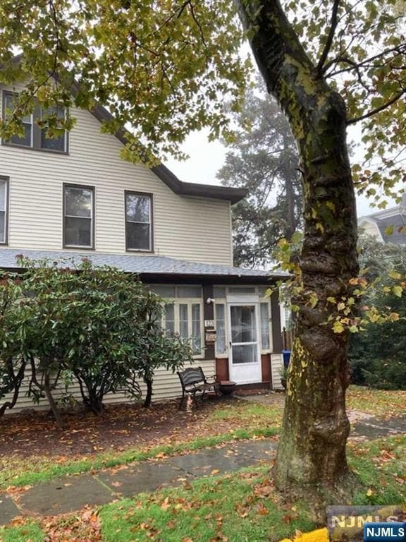Photo - 123 Sylvan St Apartment Unit 123