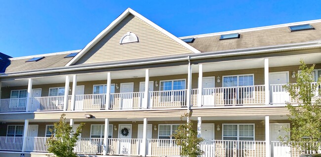 Building Photo - Stamford Commons Rental