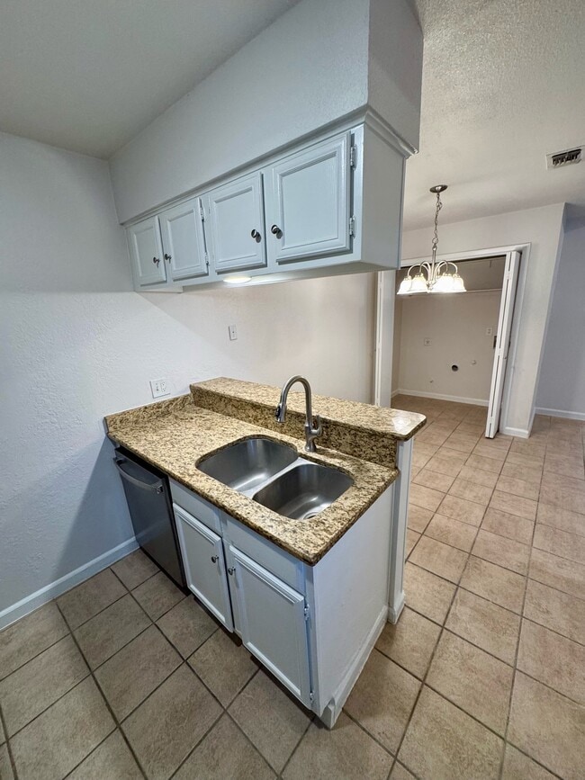 Photo - 4019 Evergreen St