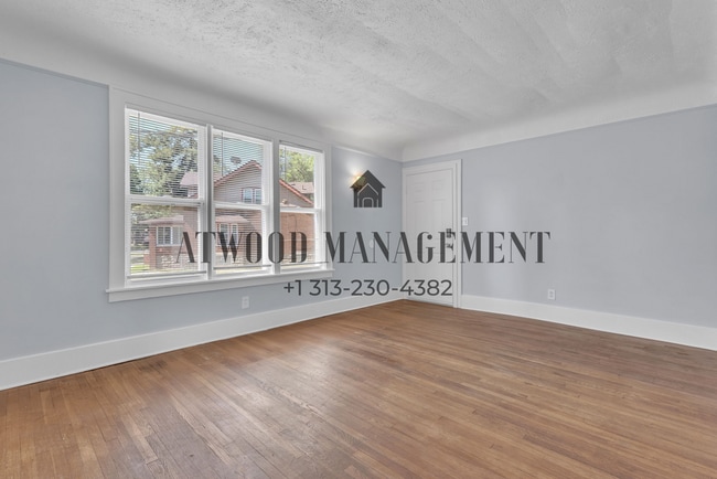 Photo - 17815 McIntyre St Unit Lower