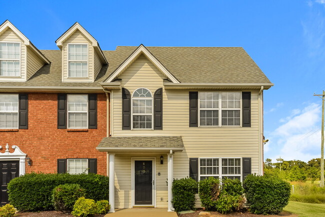 Building Photo - 675 Legacy Dr