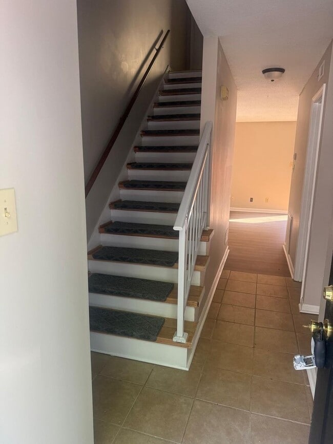 3529 Lynhaven Dr Unidad 3529F