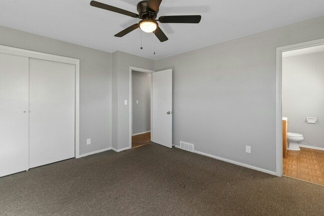 Photo - 6461 N 73rd St