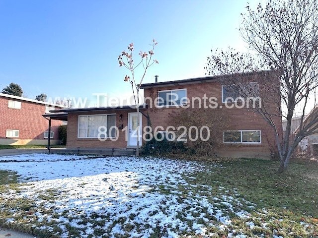 Building Photo - For a limited time, this property offers n... Rental