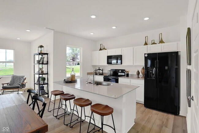 Photo - 11812 Vale St