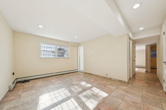 Photo - 5 Fulton St Unit Ground