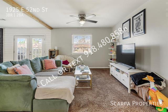 Photo - 1925 E 52nd St