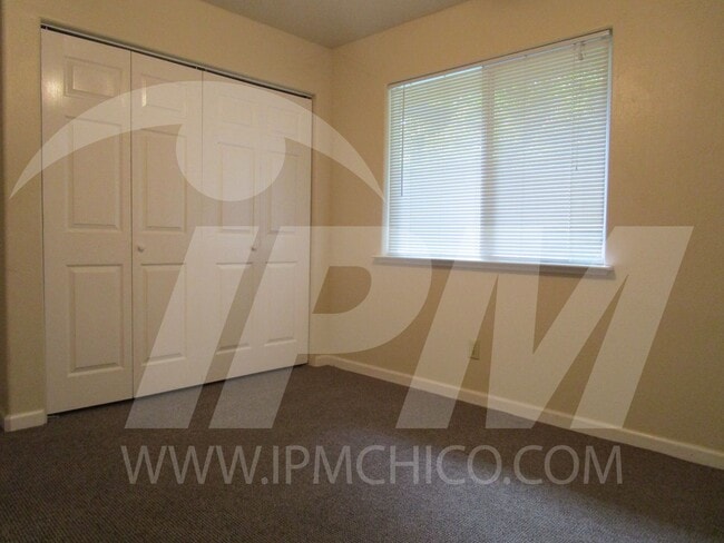 Photo - 143 W 3rd Ave