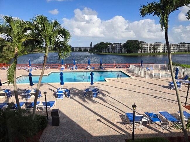 Photo - 1831 Sabal Palm Dr Unit 303