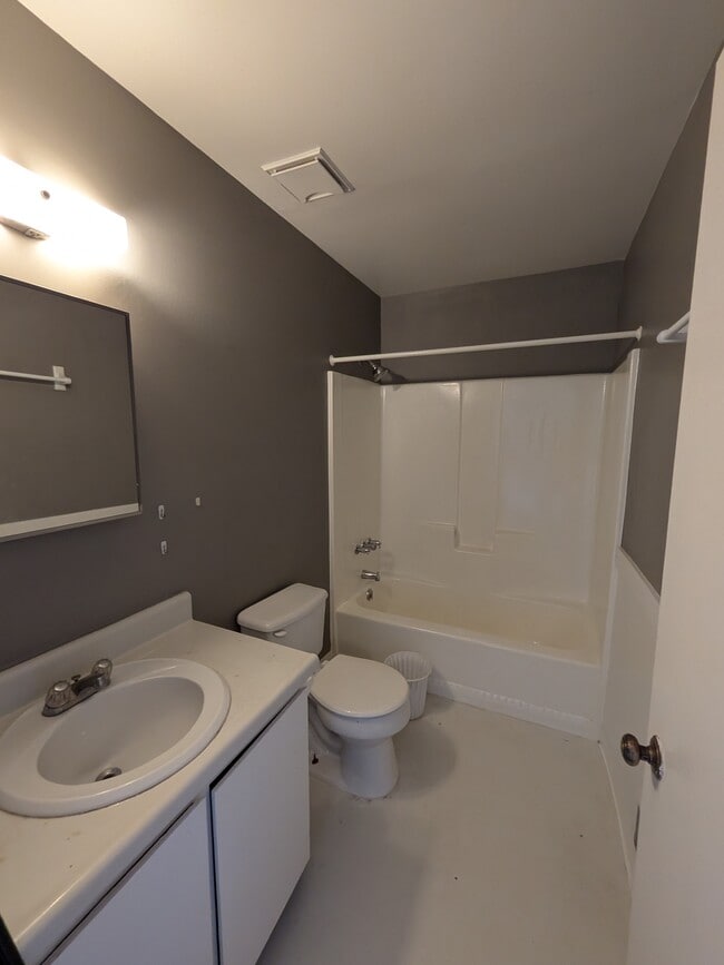 Bathroom - 6085 Briarcliff Path Unit Apt. C
